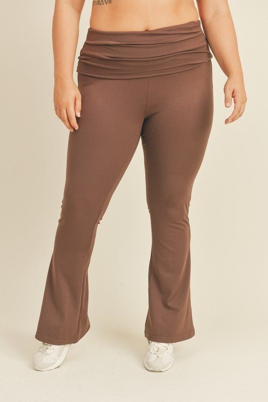 Curve Flare Legging - Style Bar