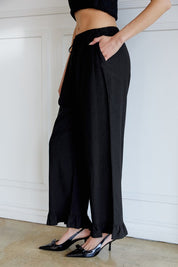Flounce Ruffle Detail Pants