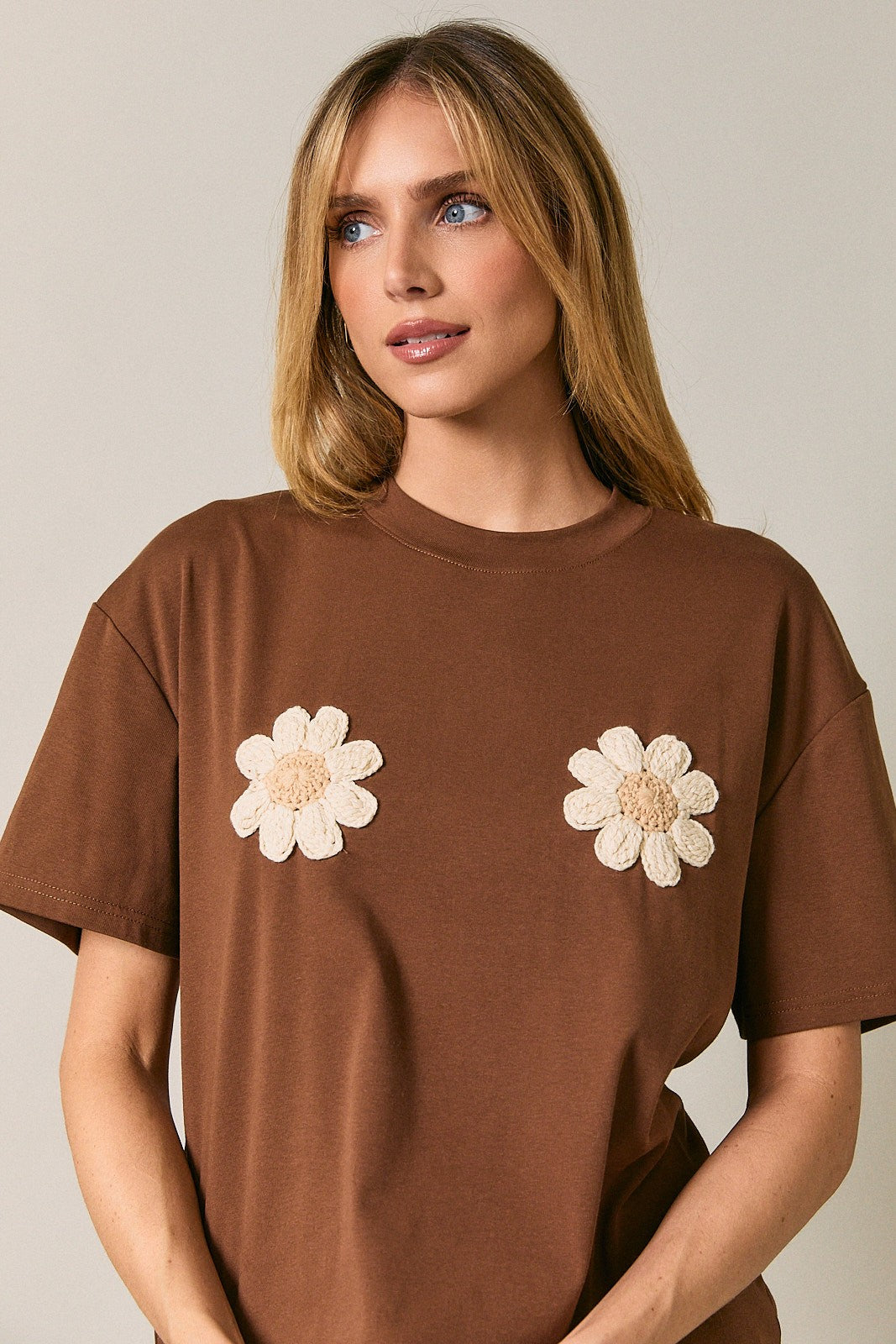 Daisy Days Tee