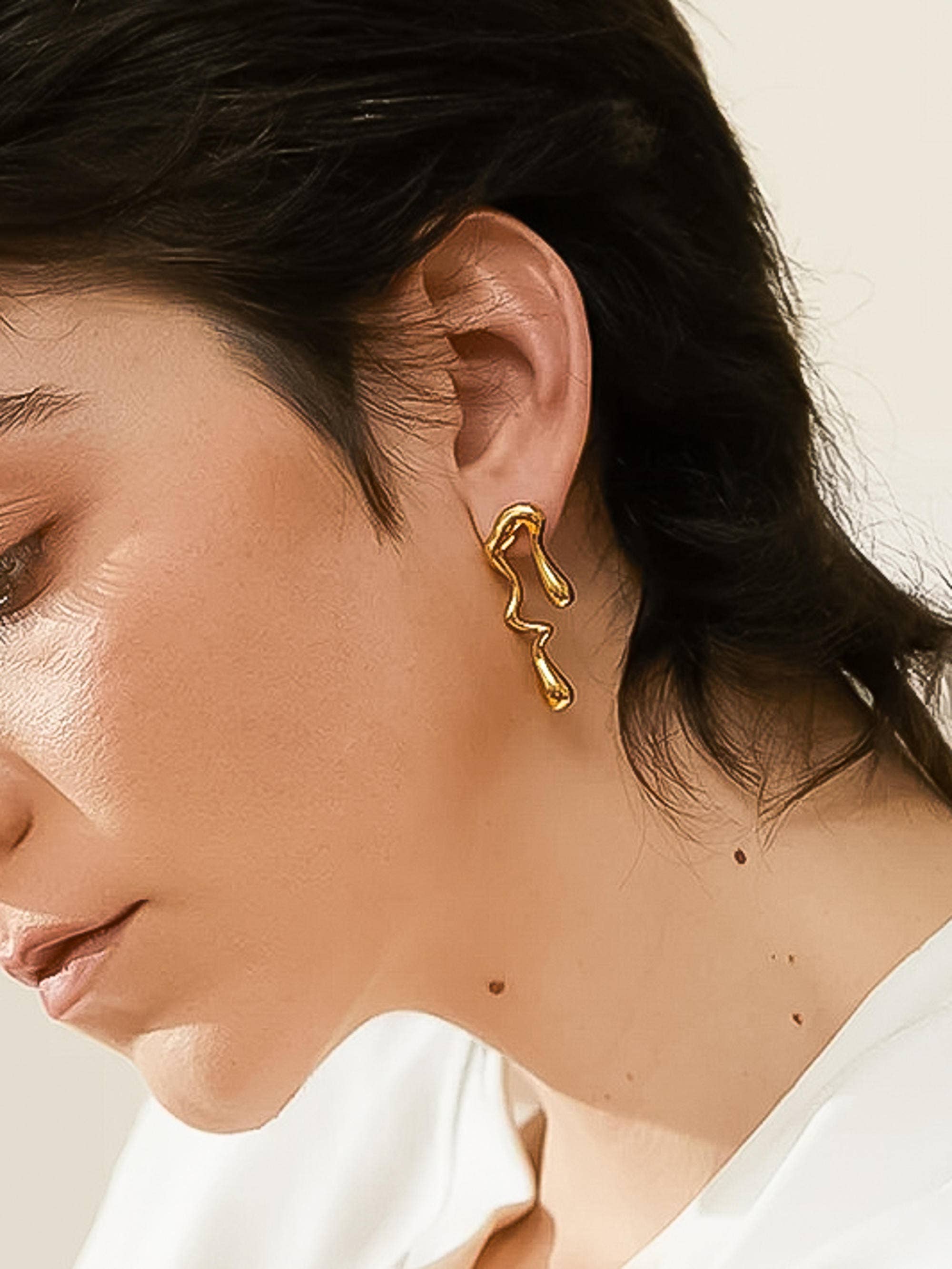 Roma  Mismatch Melted Earring