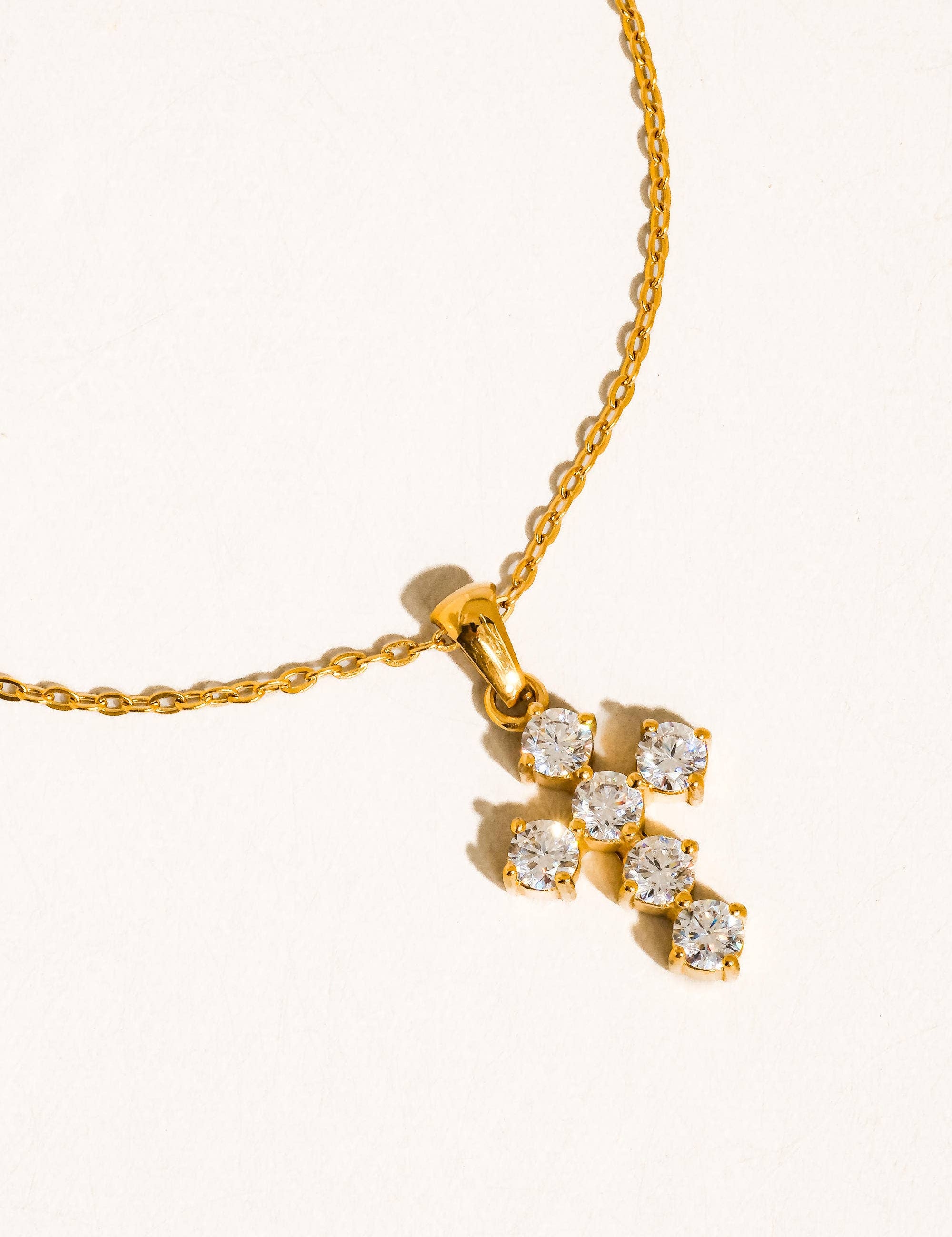 Raimon 18K Gold Non-Tarnish Dainty Cross Necklace
