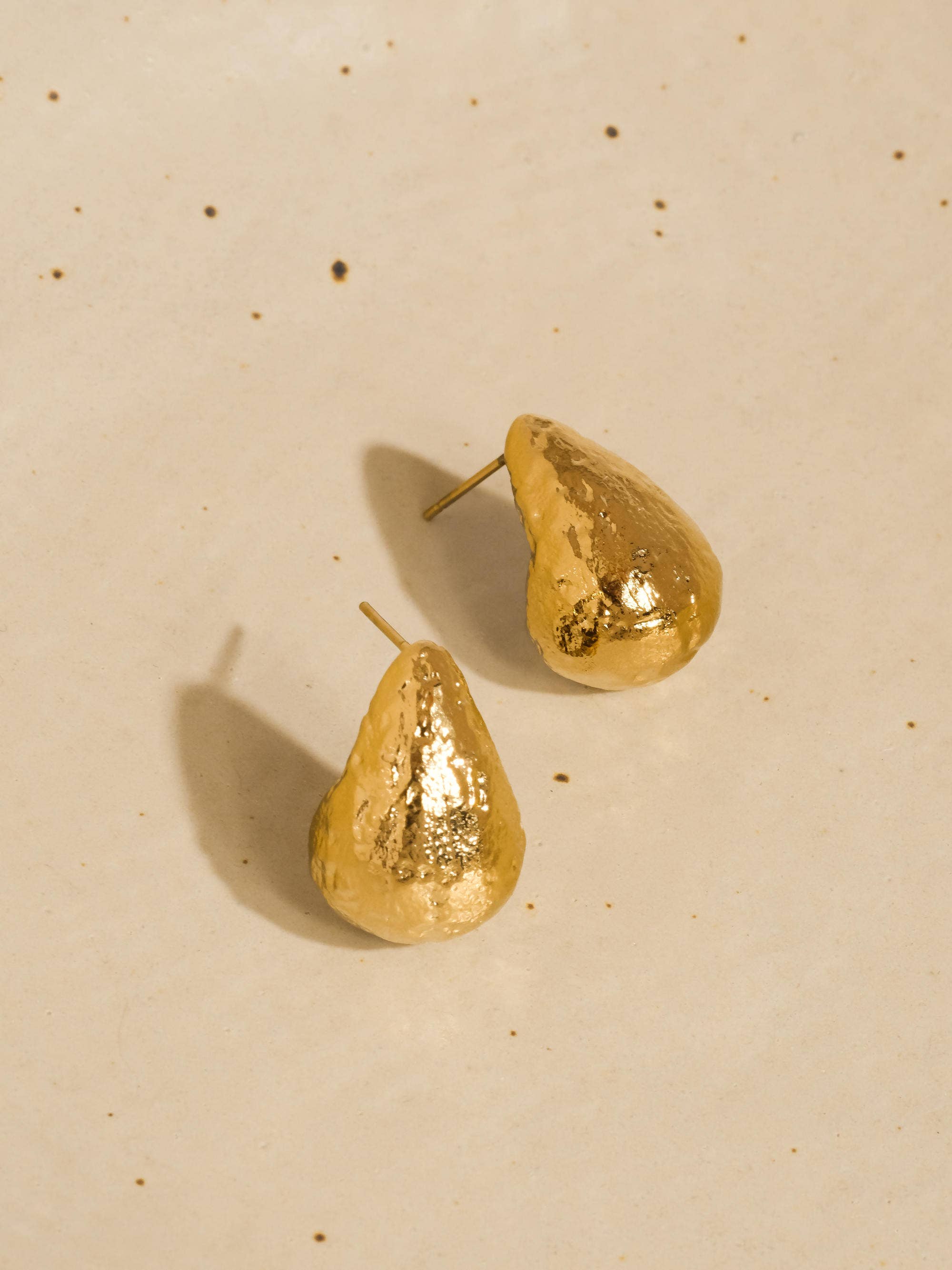 Vivelle Textured Droplet Earring