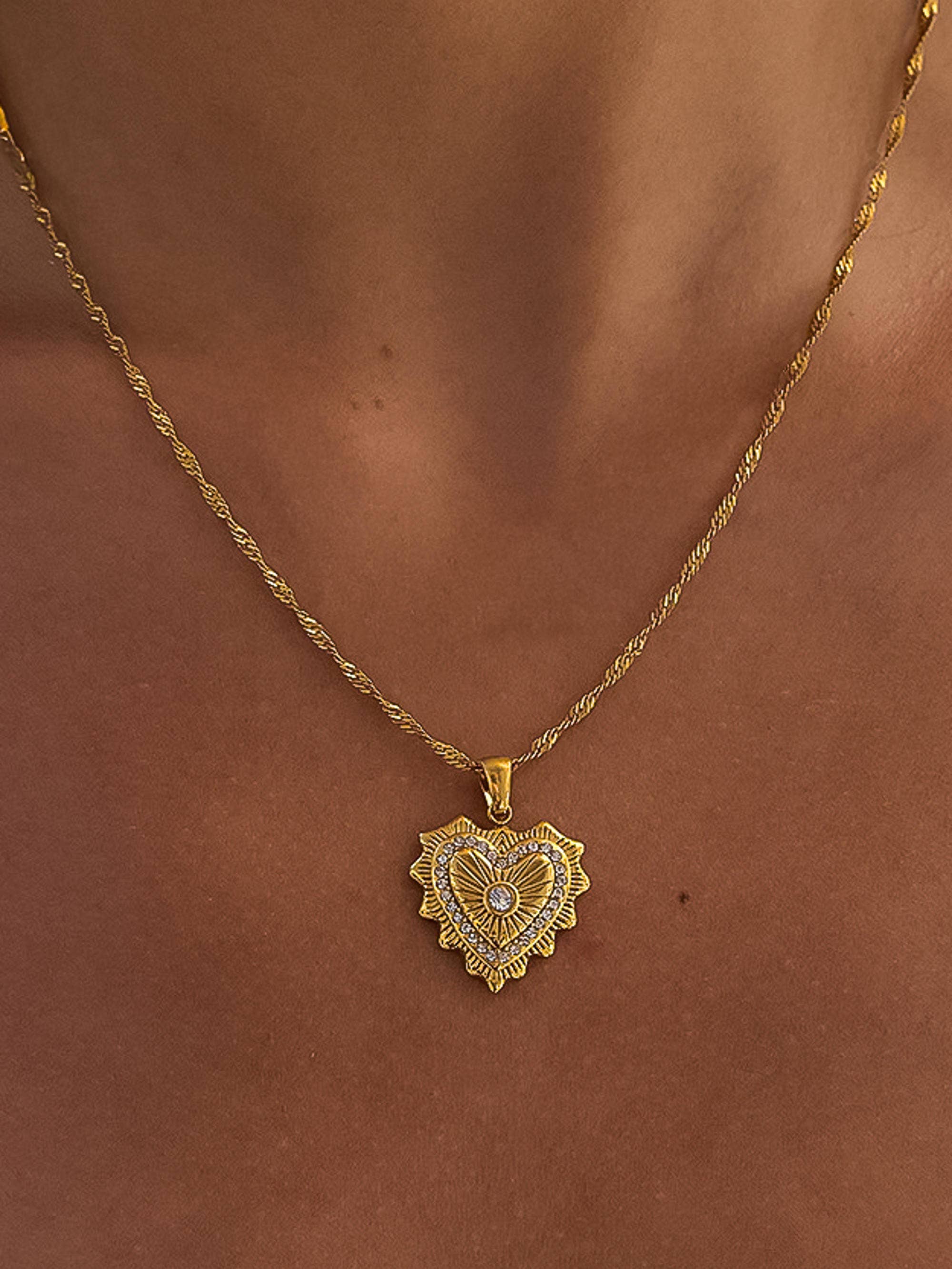 Valea 18K Gold Non-Tarnish CZ Heart Pendant Necklace