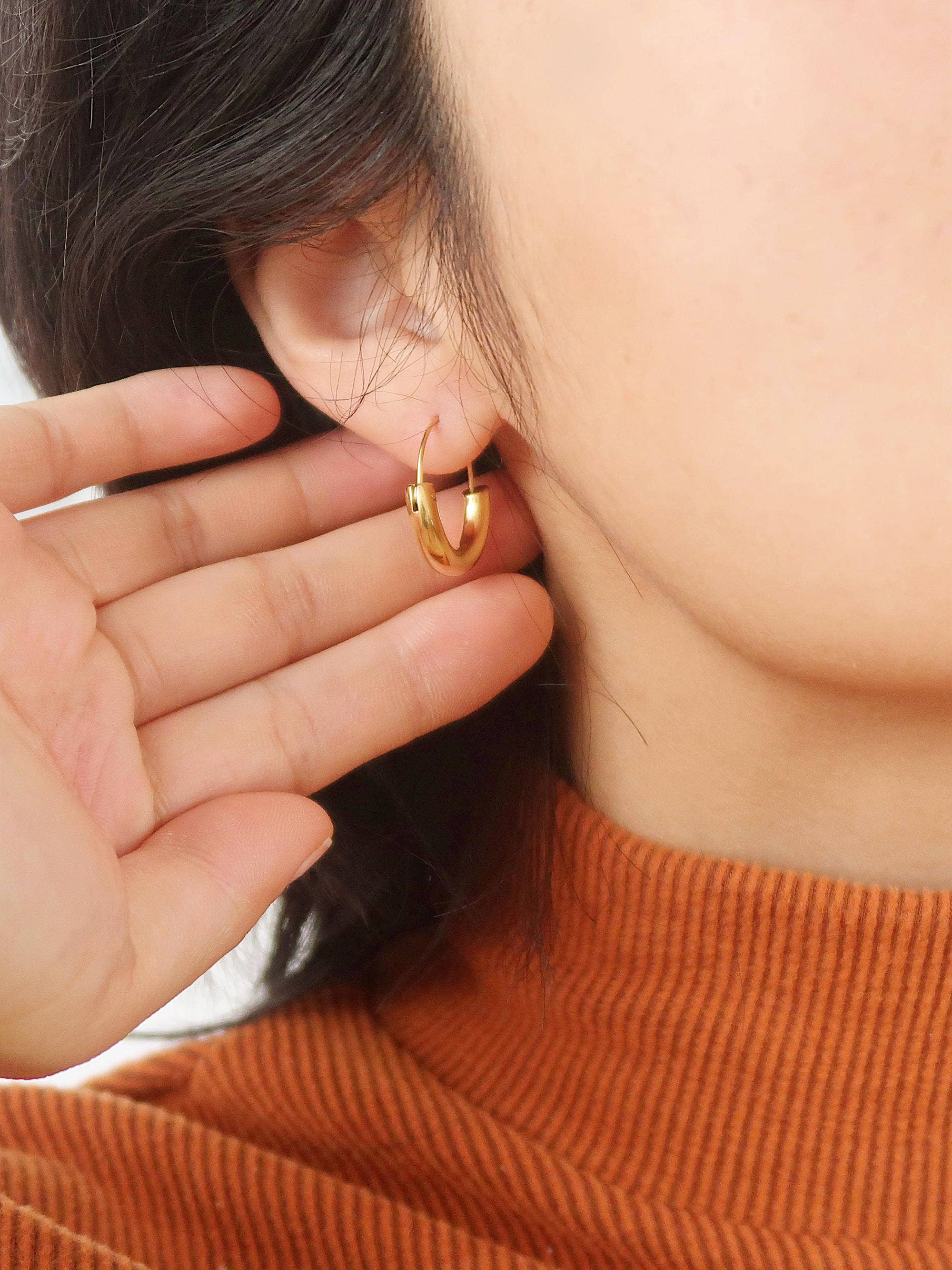 Mackenzie U-Shape Hoop Earring